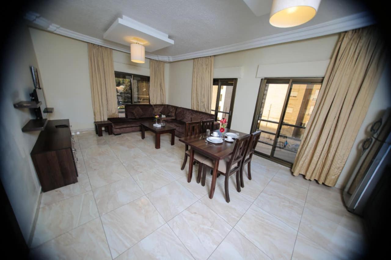 Lancaster Hotel Apartments Dahiet Alrasheed Αμμάν Εξωτερικό φωτογραφία